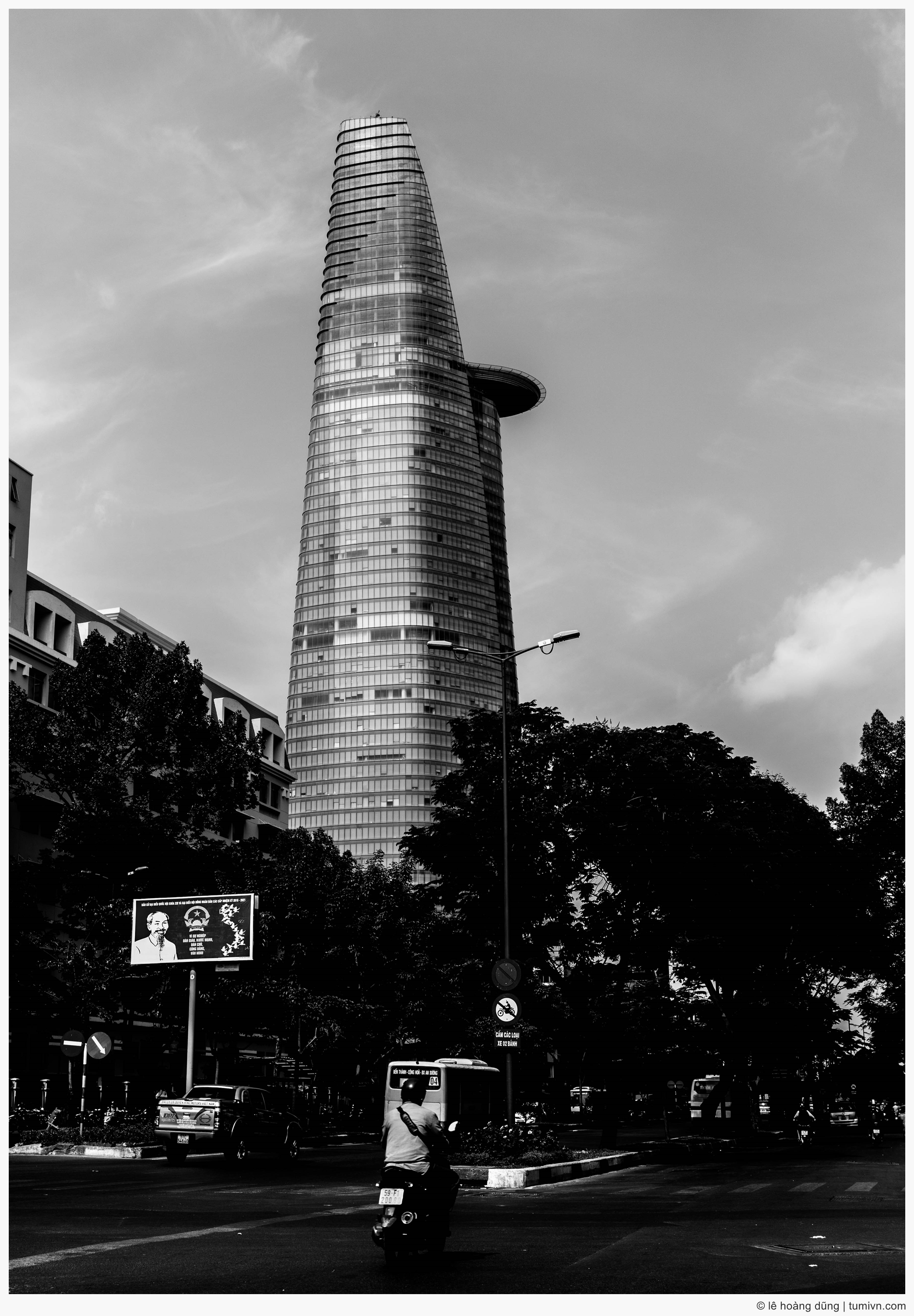 20160429-a7-35mm-bitexco-tower