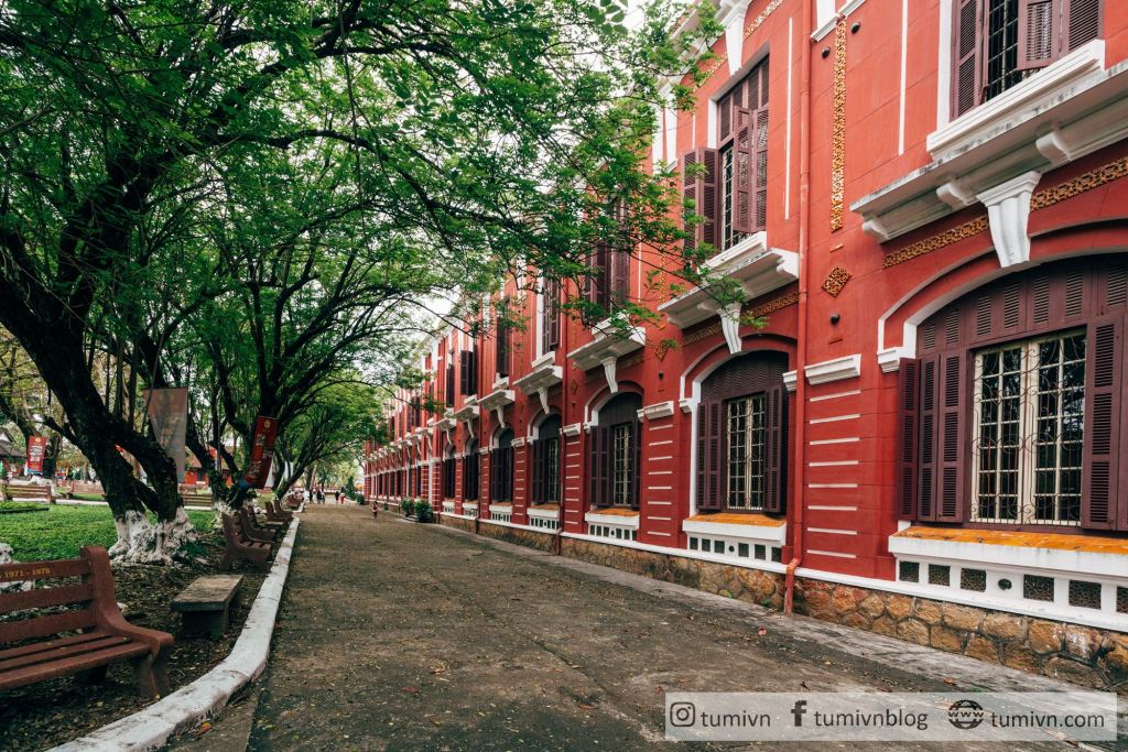 Một vài hình ảnh về trường Quốc Học&nbsp;Huế