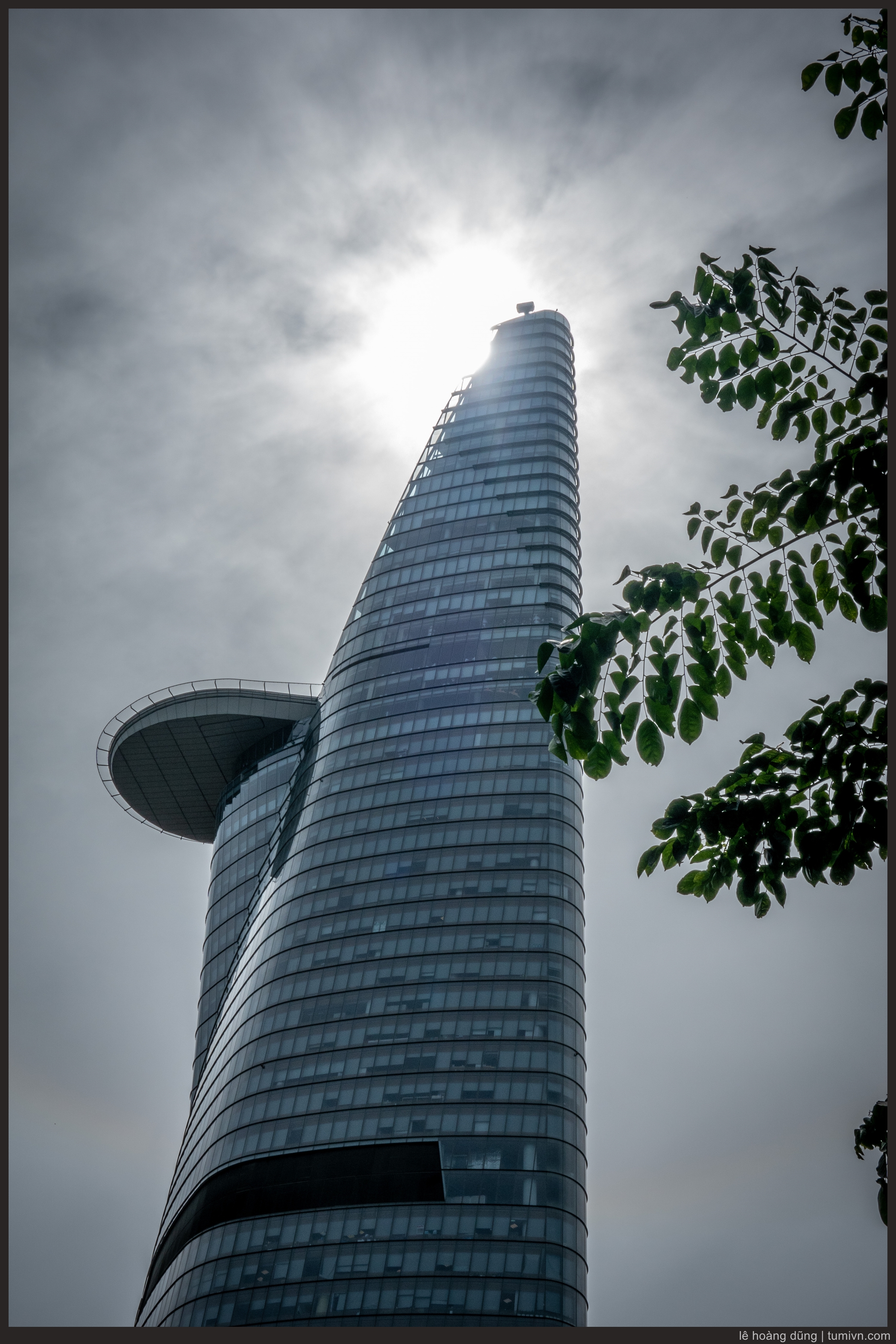 20181231-dsc-rx100m6-24-200mm f2.8-4.5-quan1-06