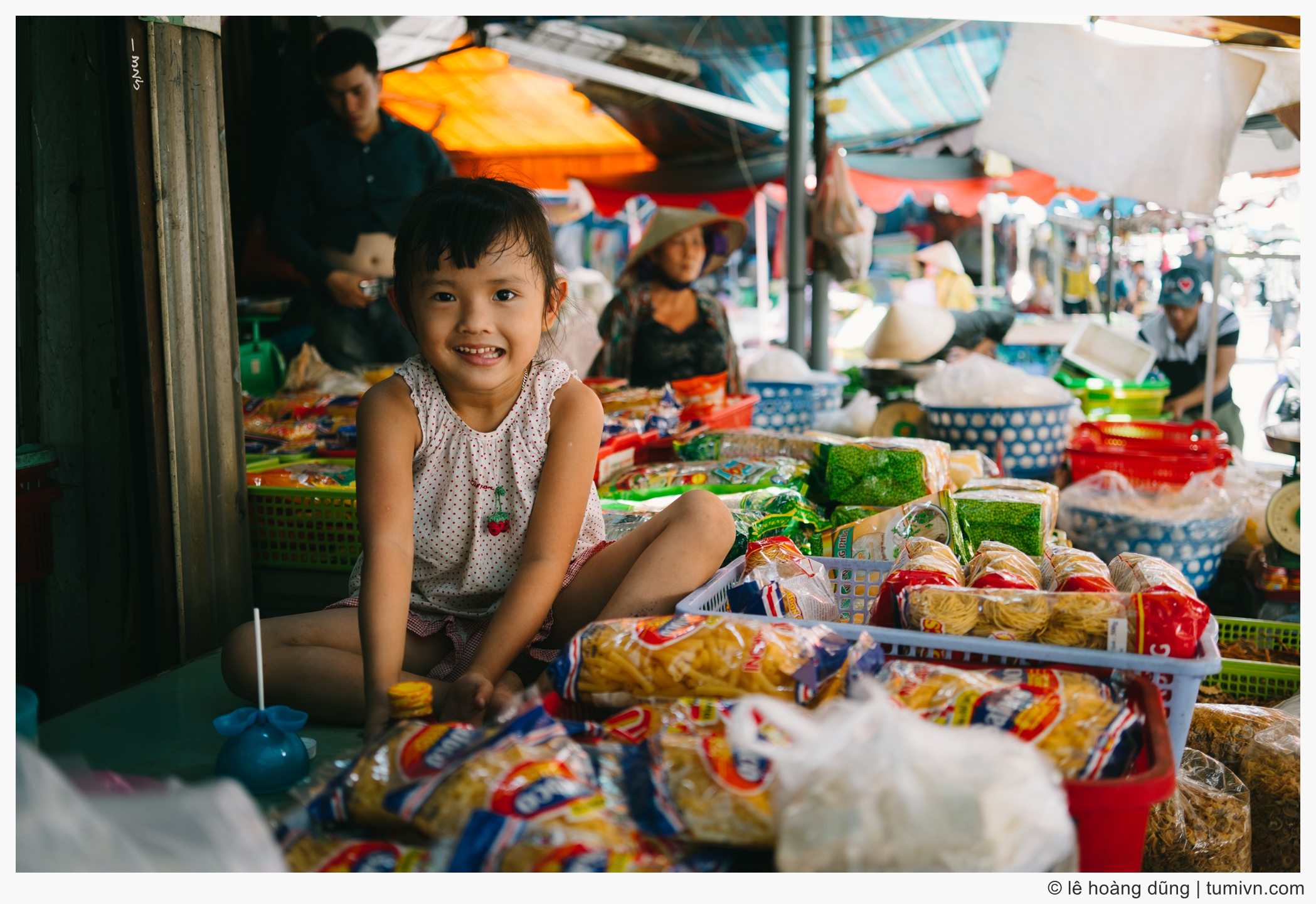 20180422-ILCE-7-SAMYANG AF 35mm F2.8-con-chi-thu-4