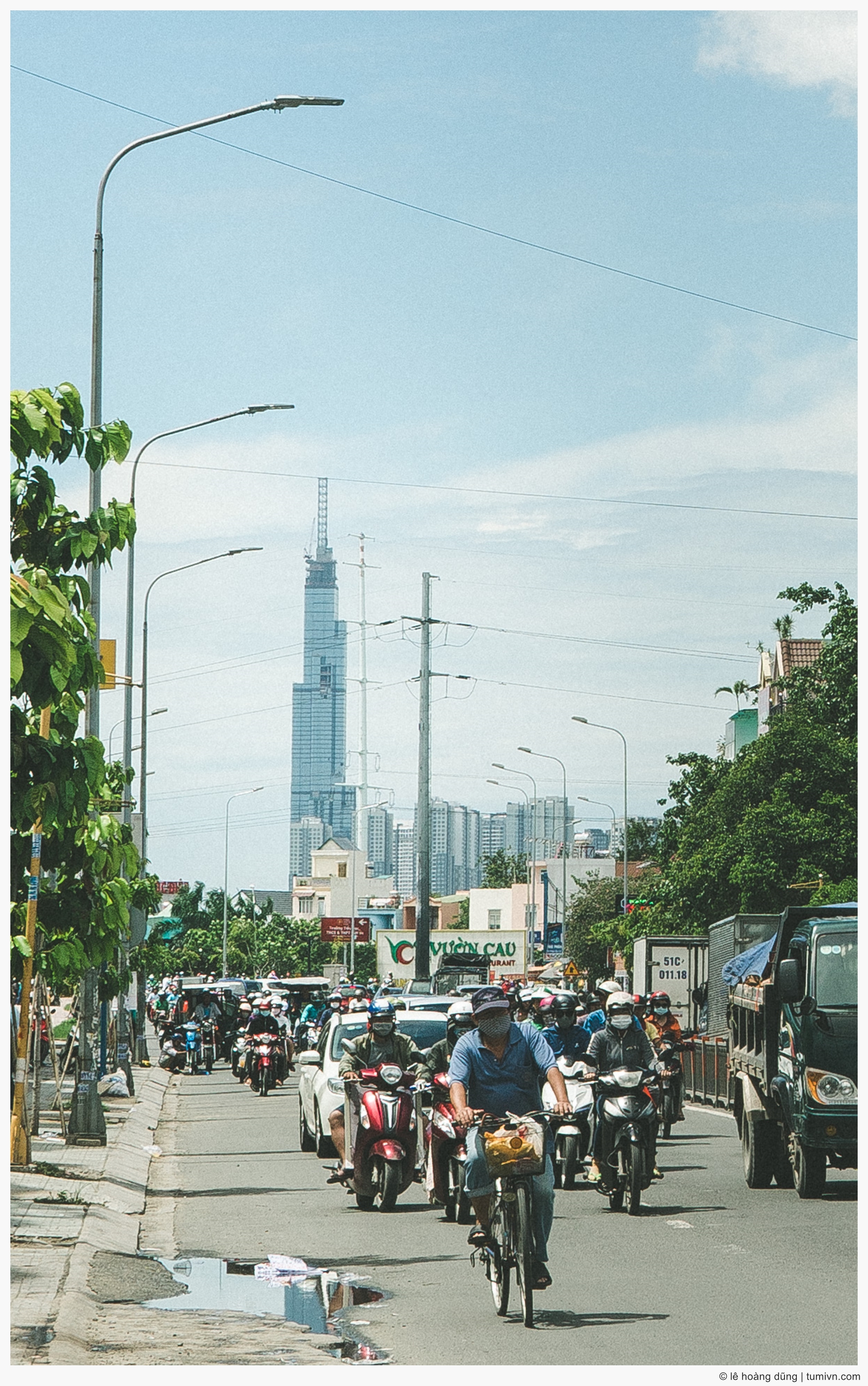 20180610-ILCE-6500-30mm F1.4 DC DN - Contemporary 016-vincom-landmark-1