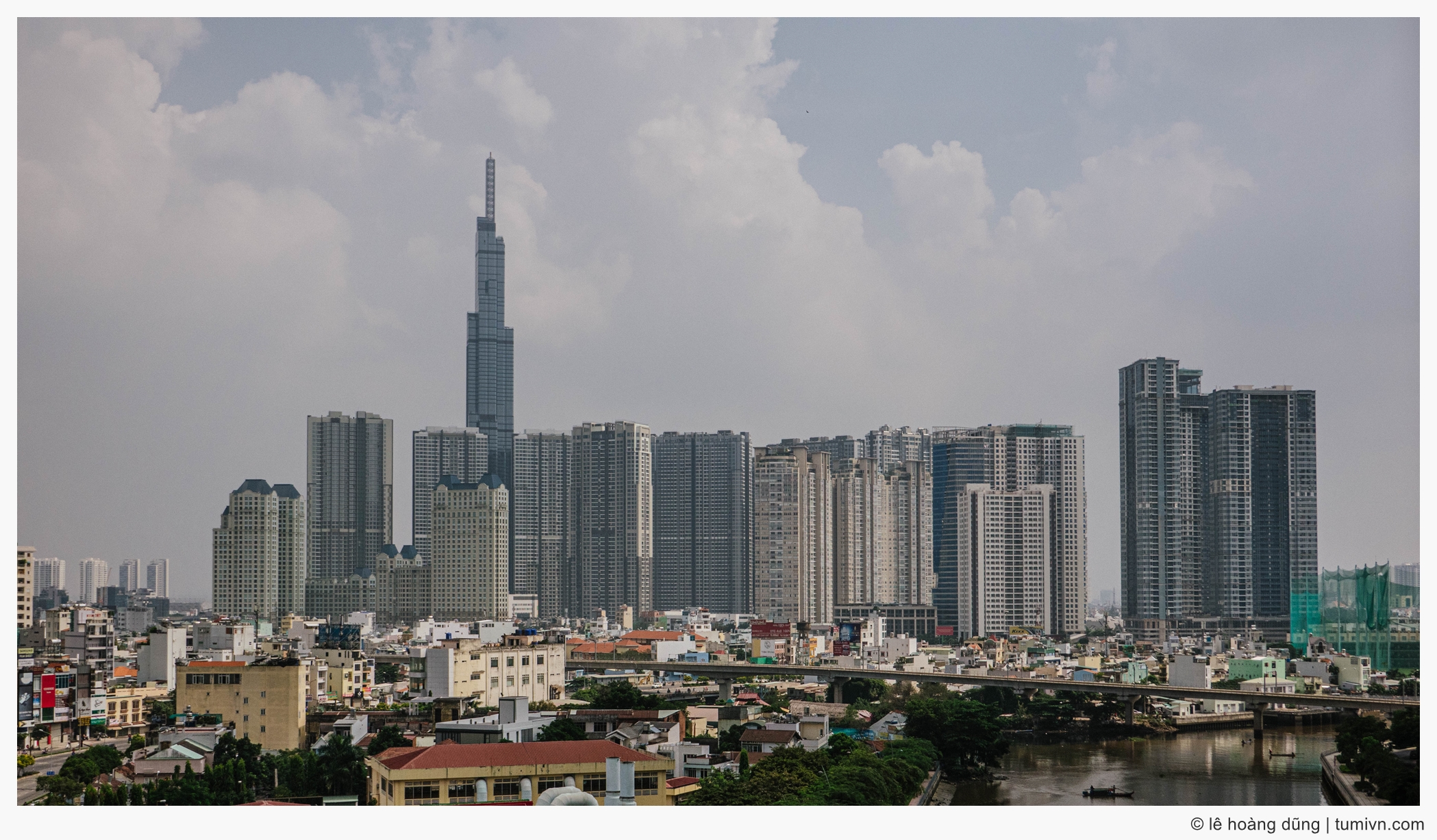 20191117-others-DSC-RX100M6-24-200mm F2.8-4.5-44 mm-026