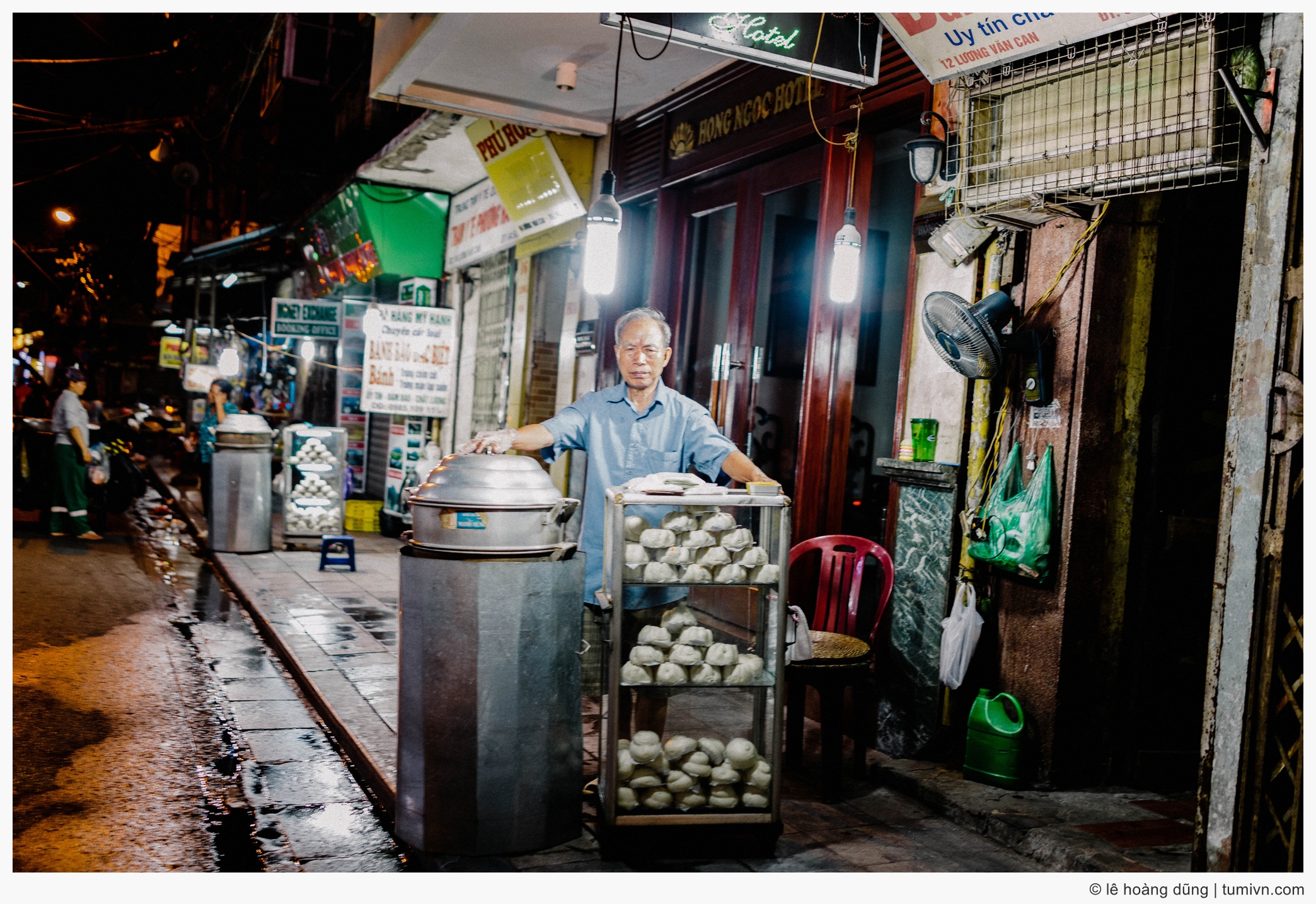 20160918-cu-ong-hn-DSC-RX1R-35mm F2.0-35 mm-001