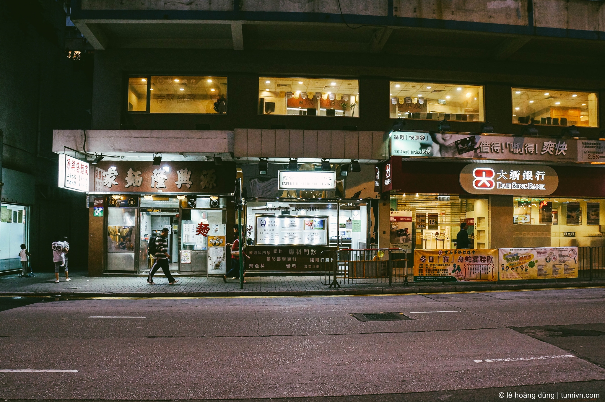 20120301-NEX-F3-E 18-55mm F3.5-5.6 OSS-27 mm-hk-22