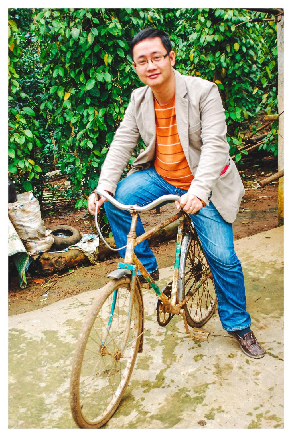 Đến cái nịt cũng không&nbsp;còn